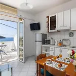 - One Bedroom With Terrace And Sea View 1
