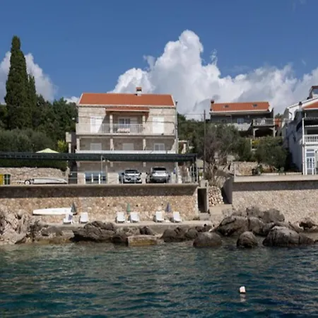 House Ra Ica - One Bedroom With Terrace And Sea View 1 * 몰루나트