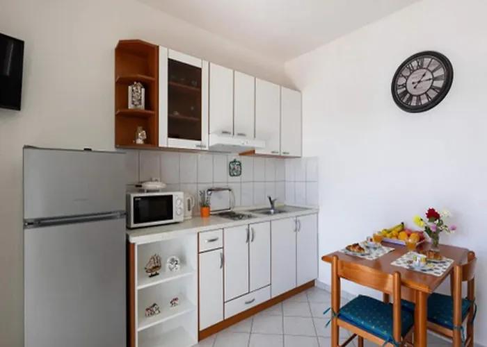 아파트 House Ra Ica - One Bedroom With Terrace And Sea View 1 몰루나트