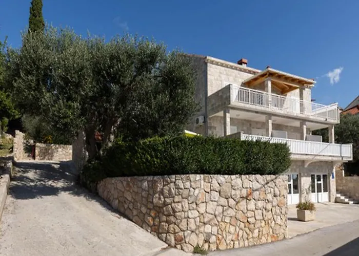 House Ra Ica - One Bedroom With Terrace And Sea View 1 아파트 *