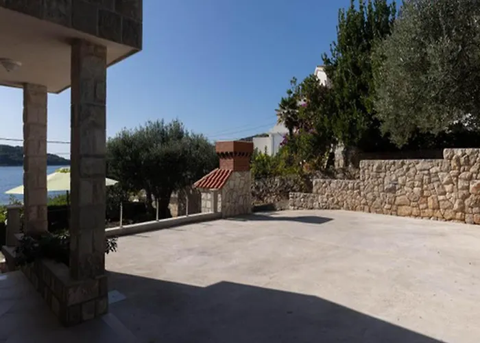 아파트 House Ra Ica - One Bedroom With Terrace And Sea View 1 *