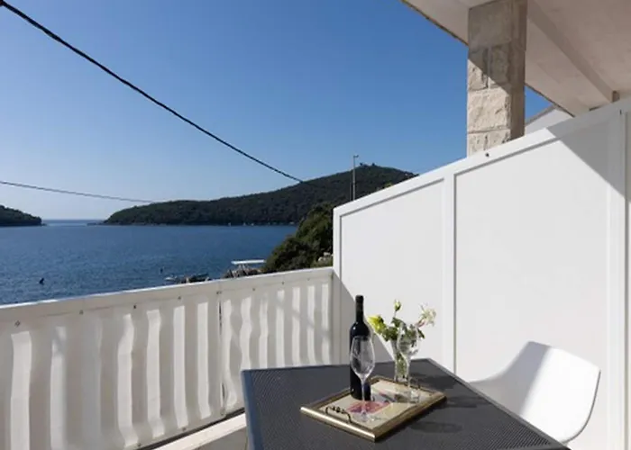 아파트 House Ra Ica - One Bedroom With Terrace And Sea View 1 몰루나트